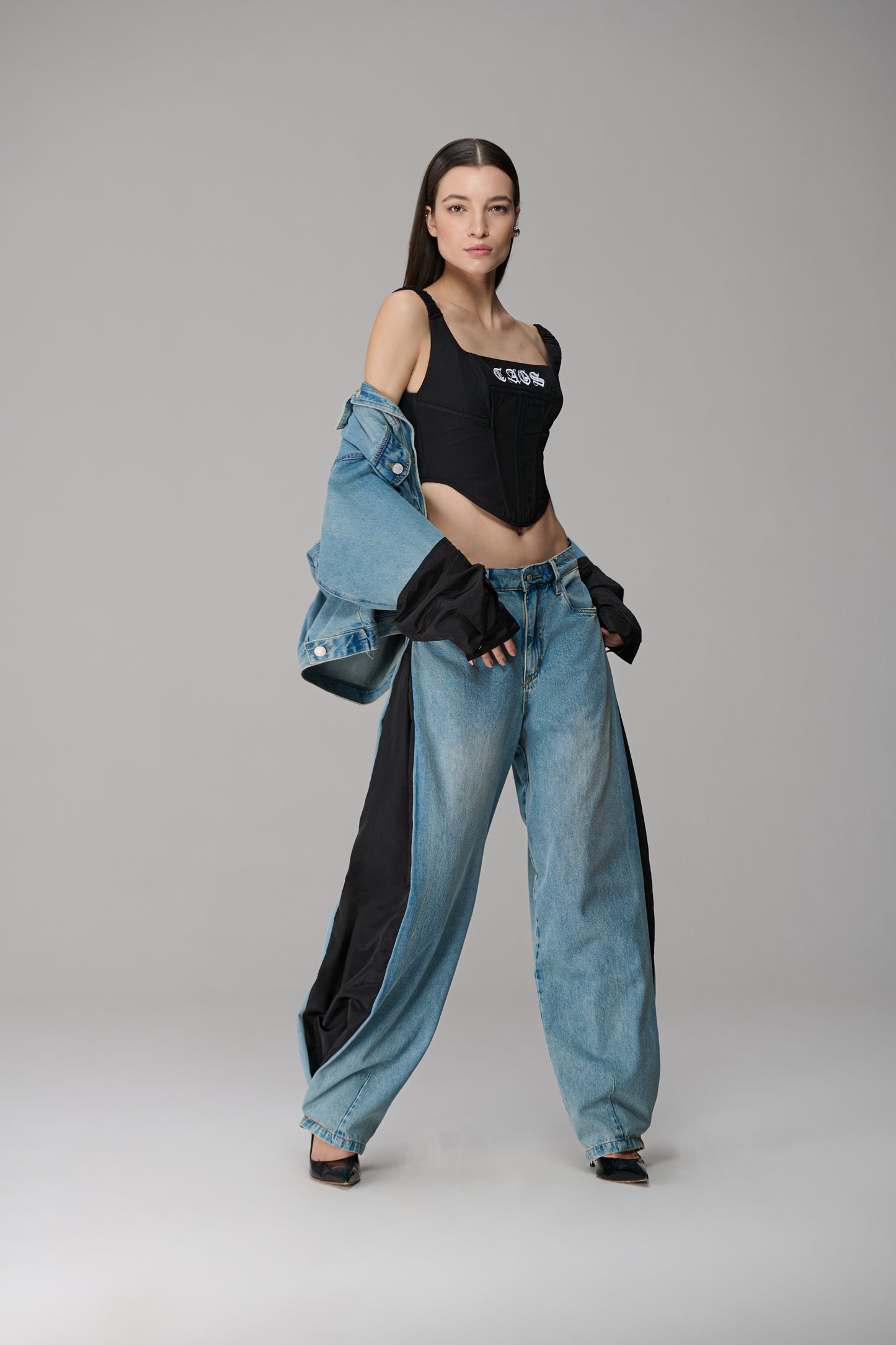 CALÇA JEANS NESGA CAOS