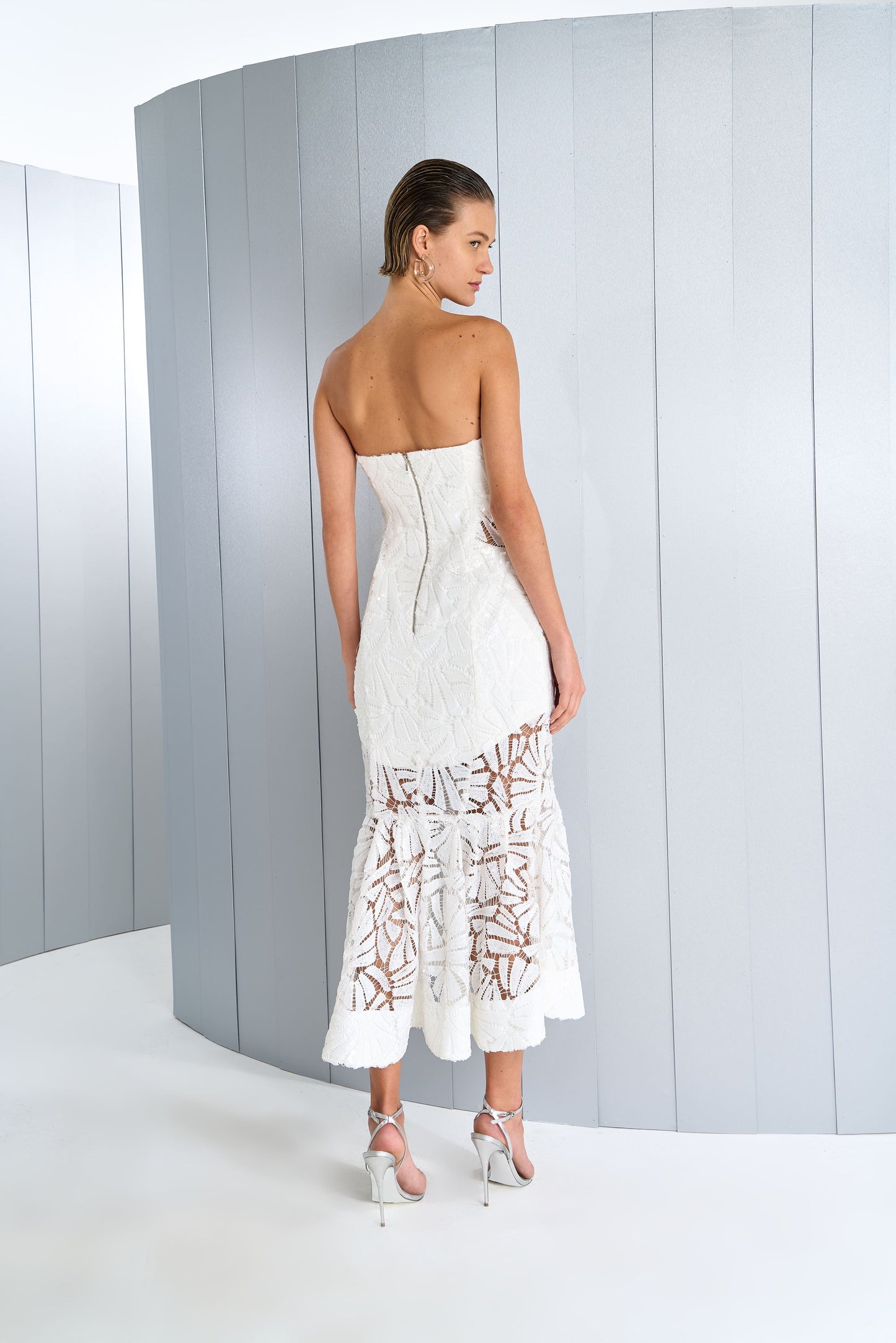 VESTIDO MIDI RENDA PAETÊ TUFI DUEK