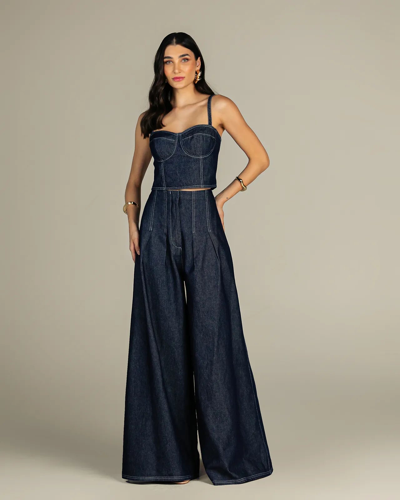 CONJUNTO TOP E CALÇA JEANS ANNE FERNANDES