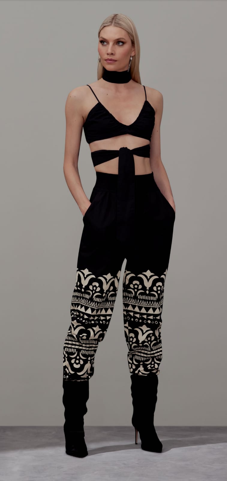 CONJUNTO TOP E CALÇA AMARANTE