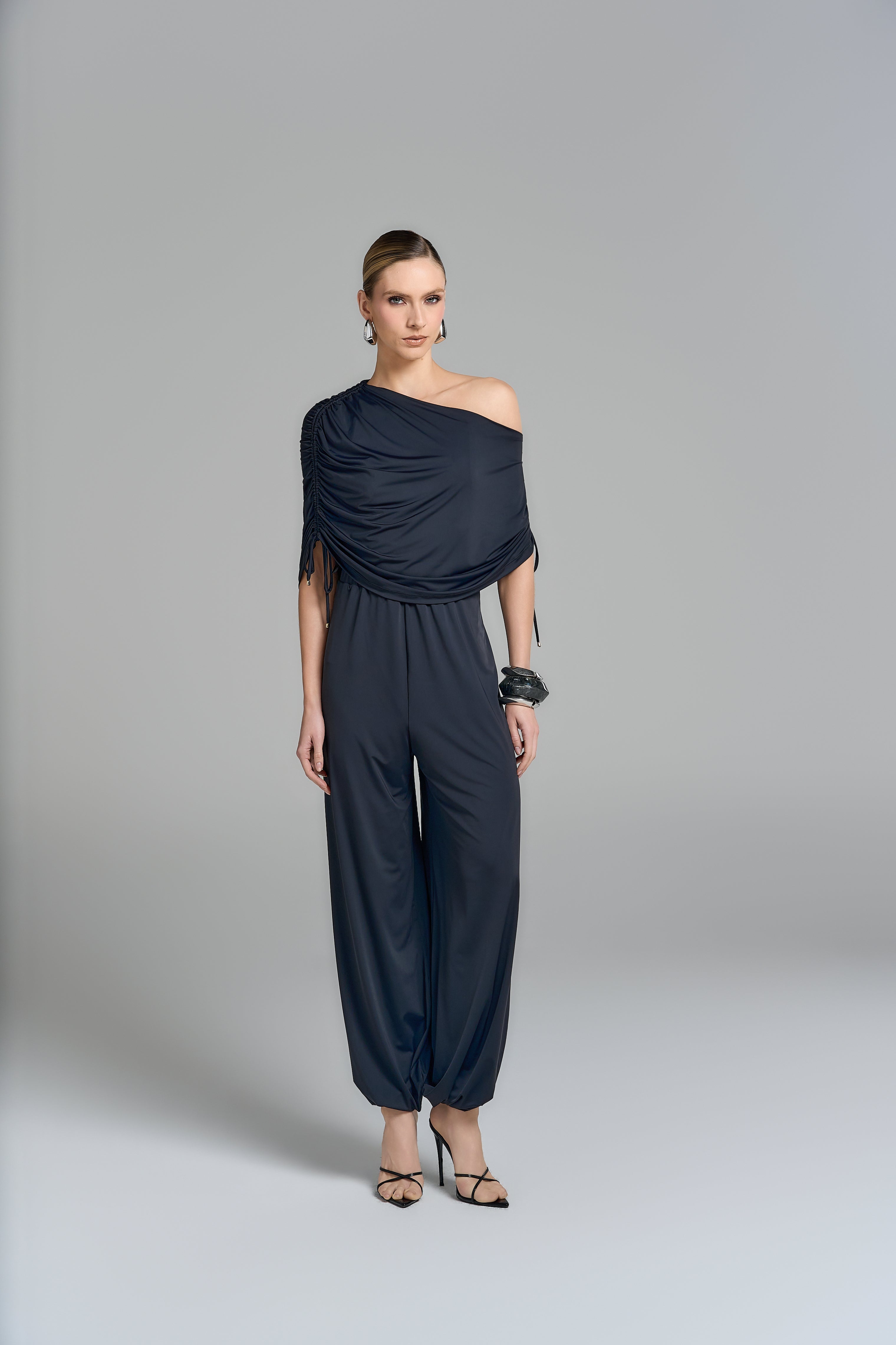 CONJUNTO MARIETA REGINA