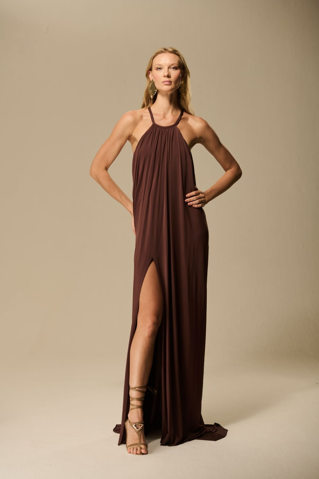 VESTIDO PASSANTE KNEADED CAOS