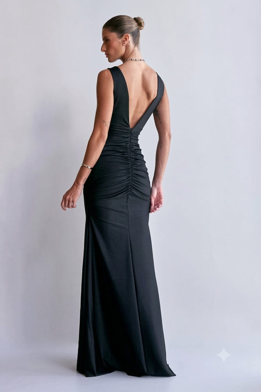 VESTIDO LONGO COM DECOTE V UNITY SEVEN