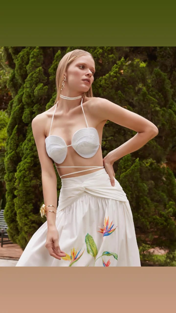 CONJUNTO SAIA E TOP AMARANTE