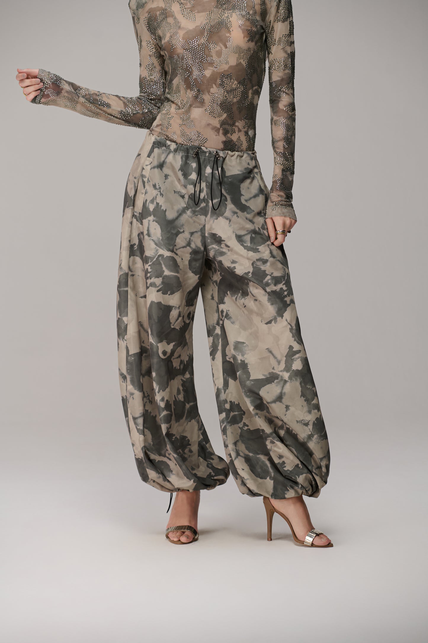 CALÇA REGULAGEM CAMOUFLAGE CAOS