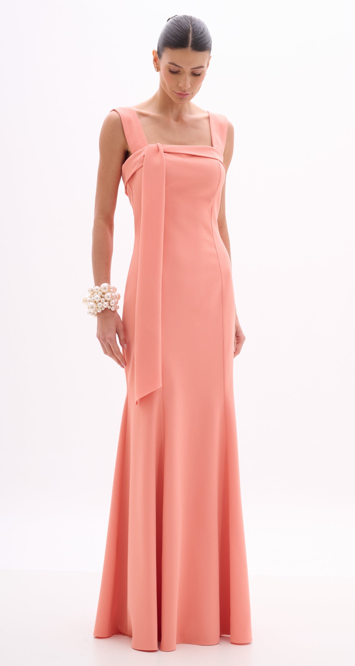 VESTIDO NO BISTO CREPE VITORIA LIGHT CORAL ARTE SACRA