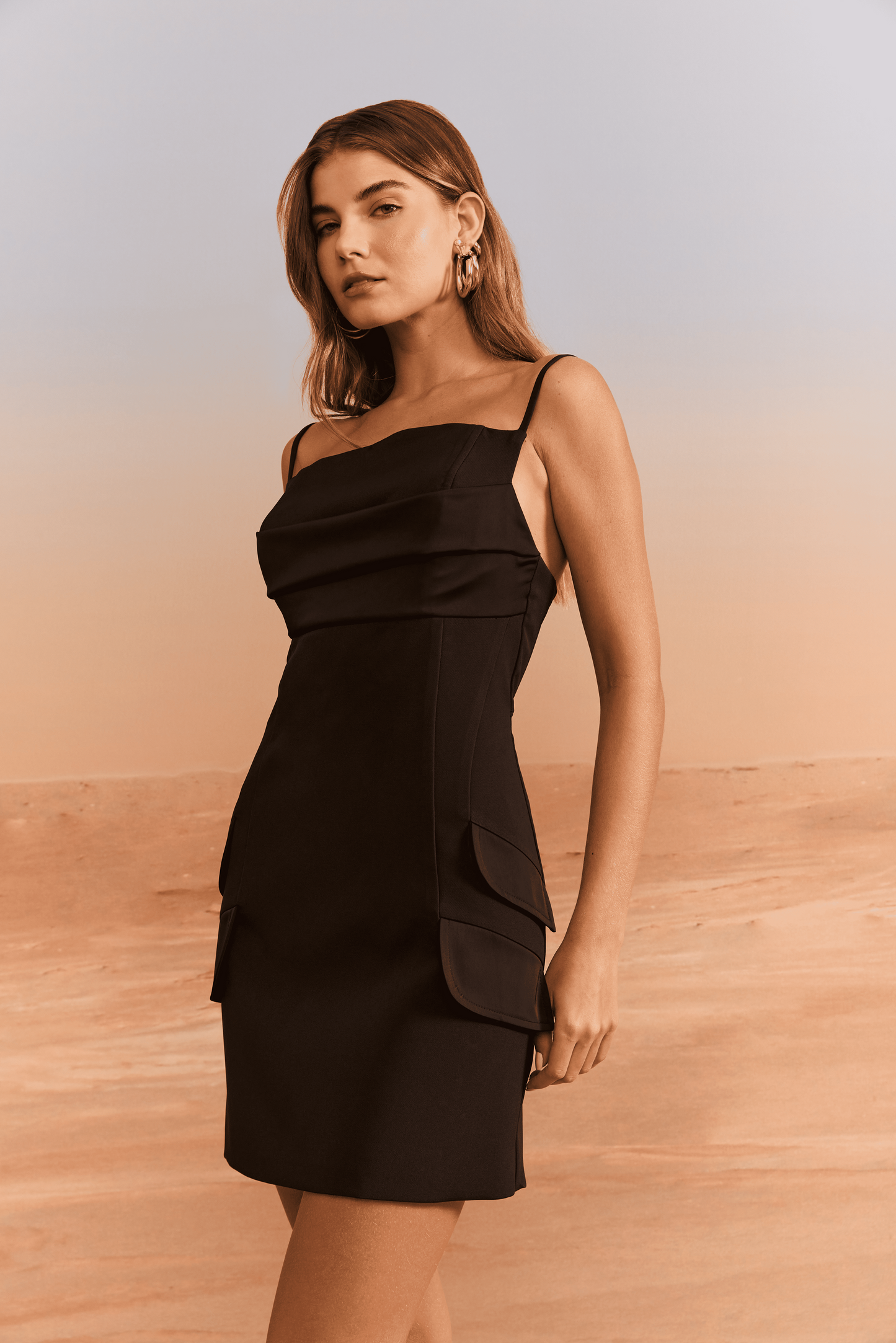 VESTIDO CURTO SMOOKING SKAZI