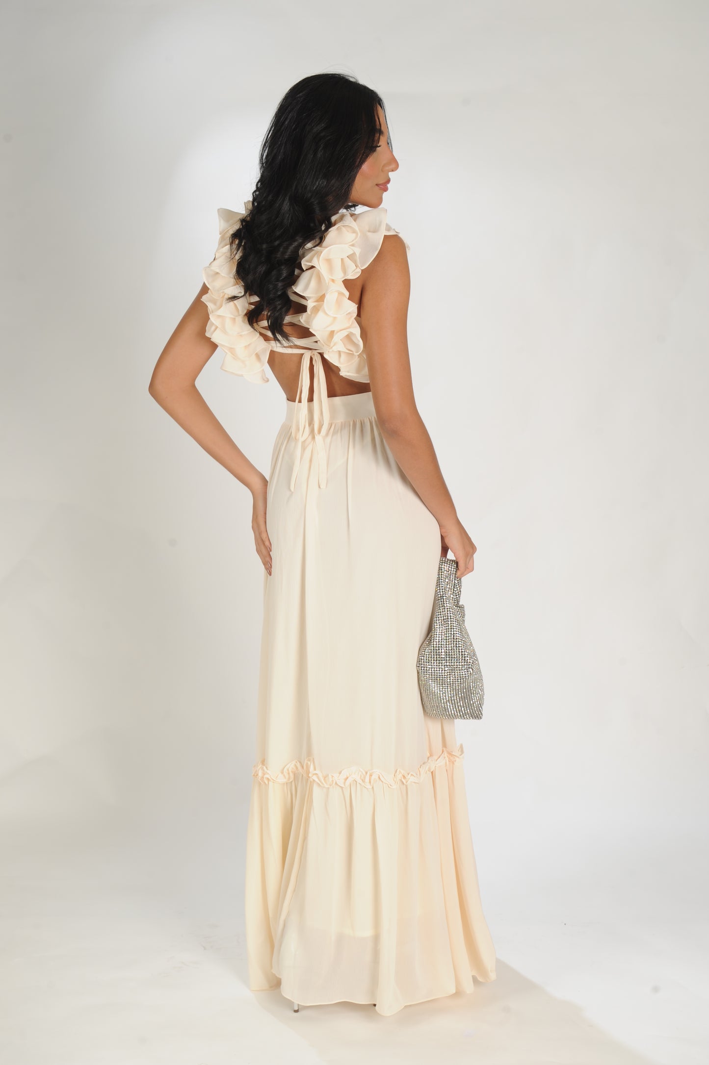 VESTIDO FLOR NO OMBRO LAMINE