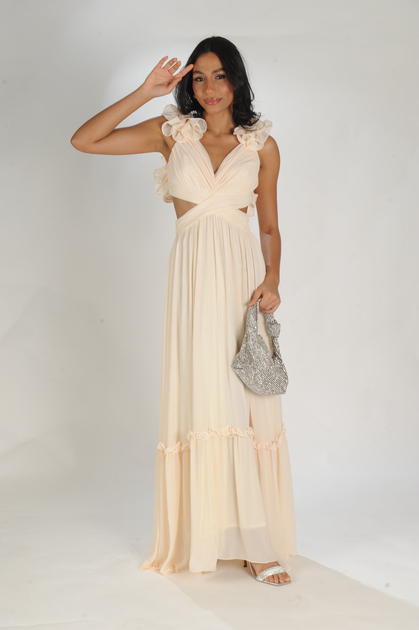 VESTIDO FLOR NO OMBRO LAMINE