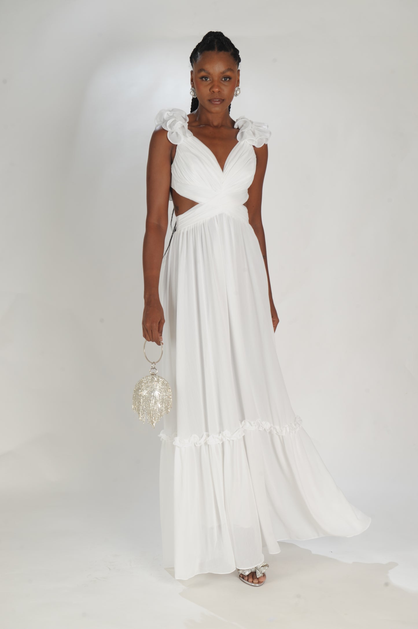 VESTIDO FLOR NO OMBRO LAMINE