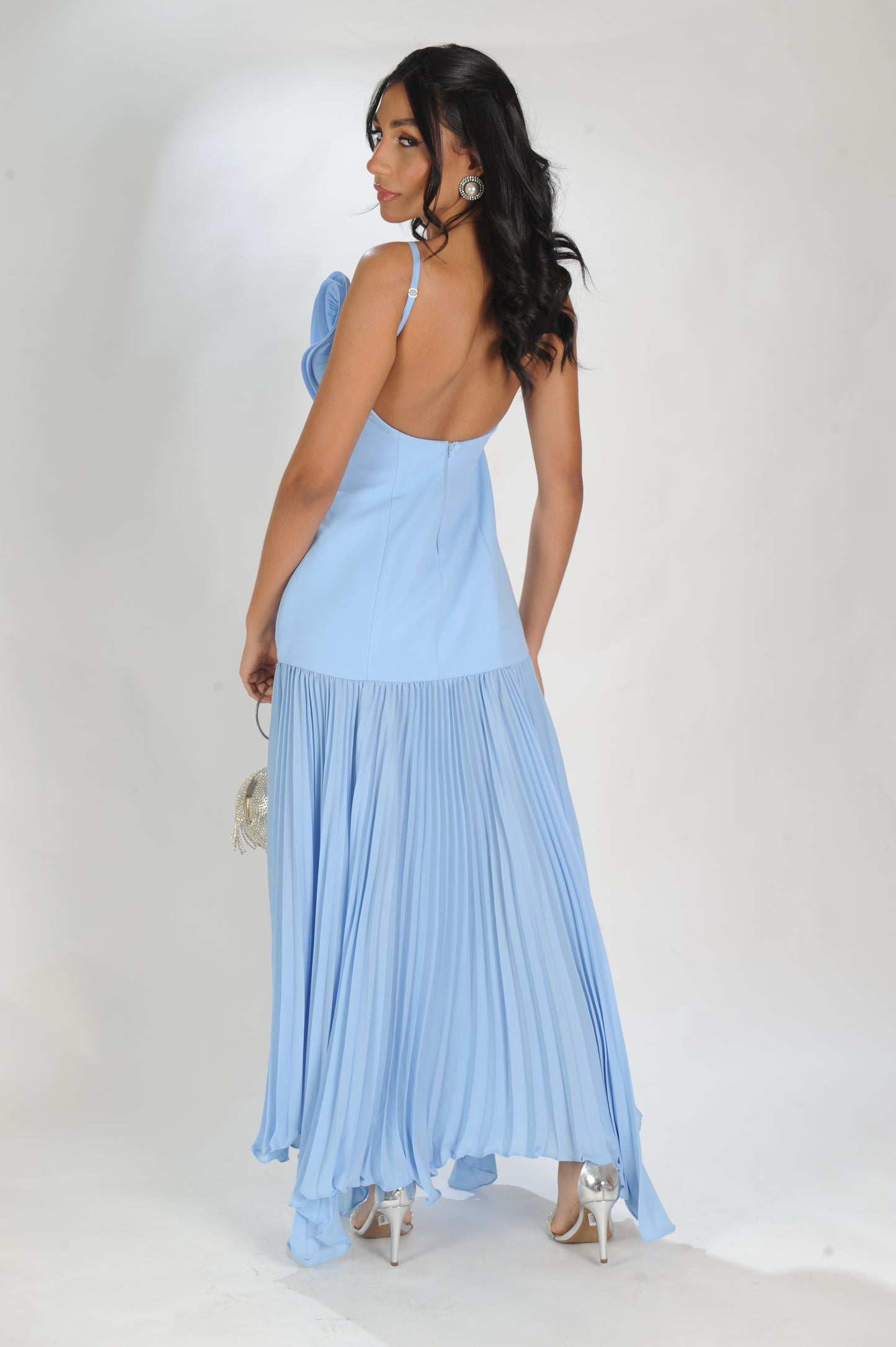 VESTIDO CHIFFON PLISSADO COM RACOU PLISSADO LAMINE