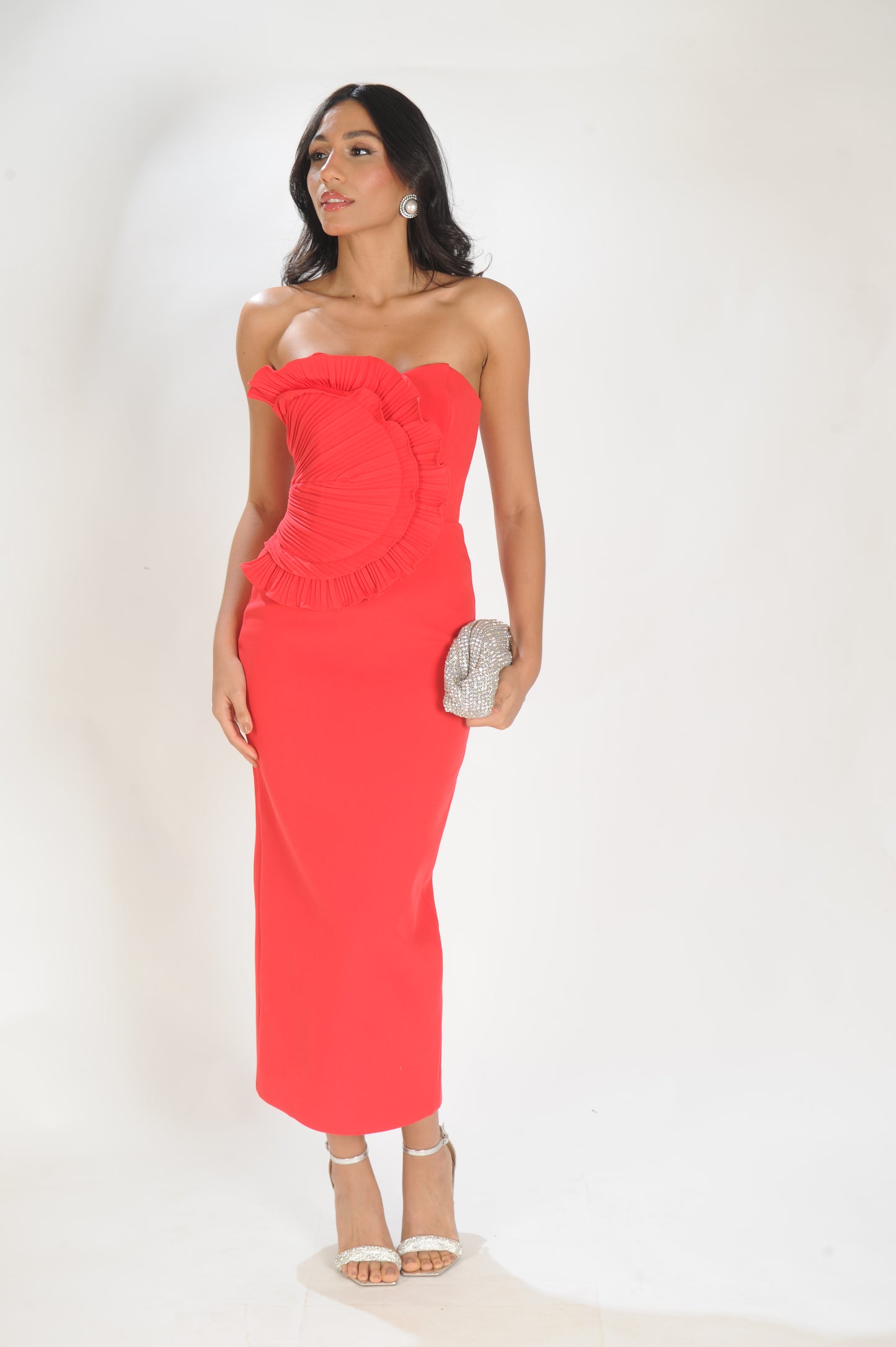 VESTIDO MIDI COM APLICAÇÃO LAMINE