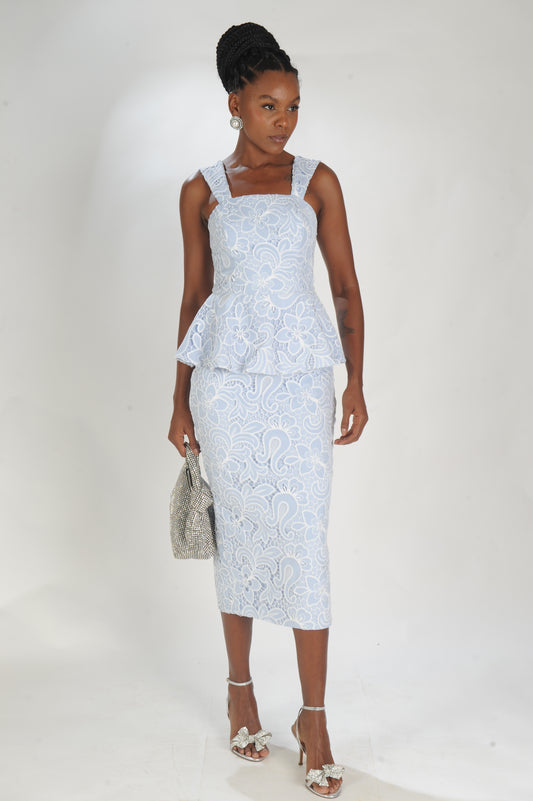 VESTIDO MIDI LAISE CROCHE VASADO COM PEPLUM