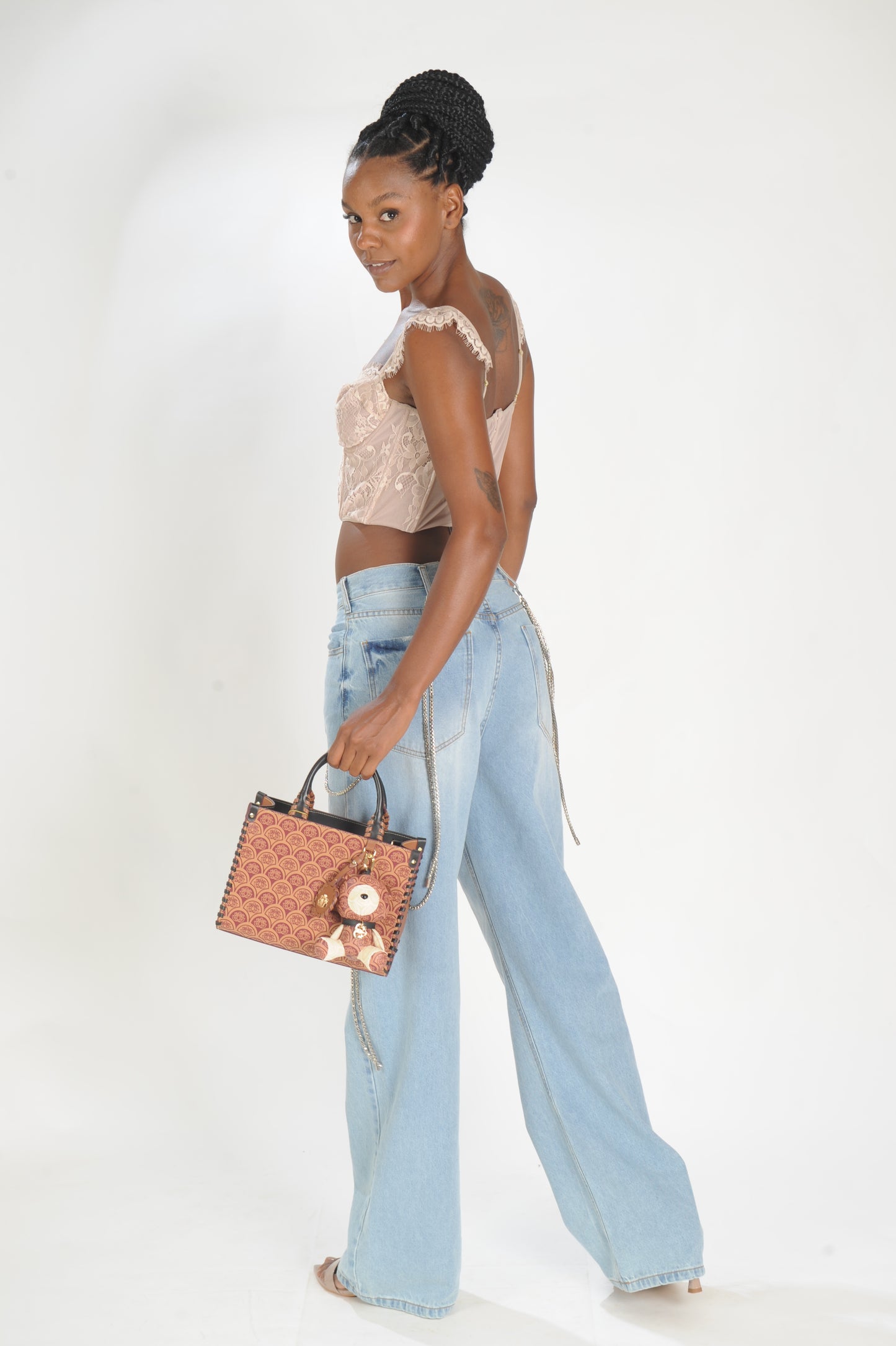 CALÇA JEANS WID LEG CORRENTE LATERAL CAOS