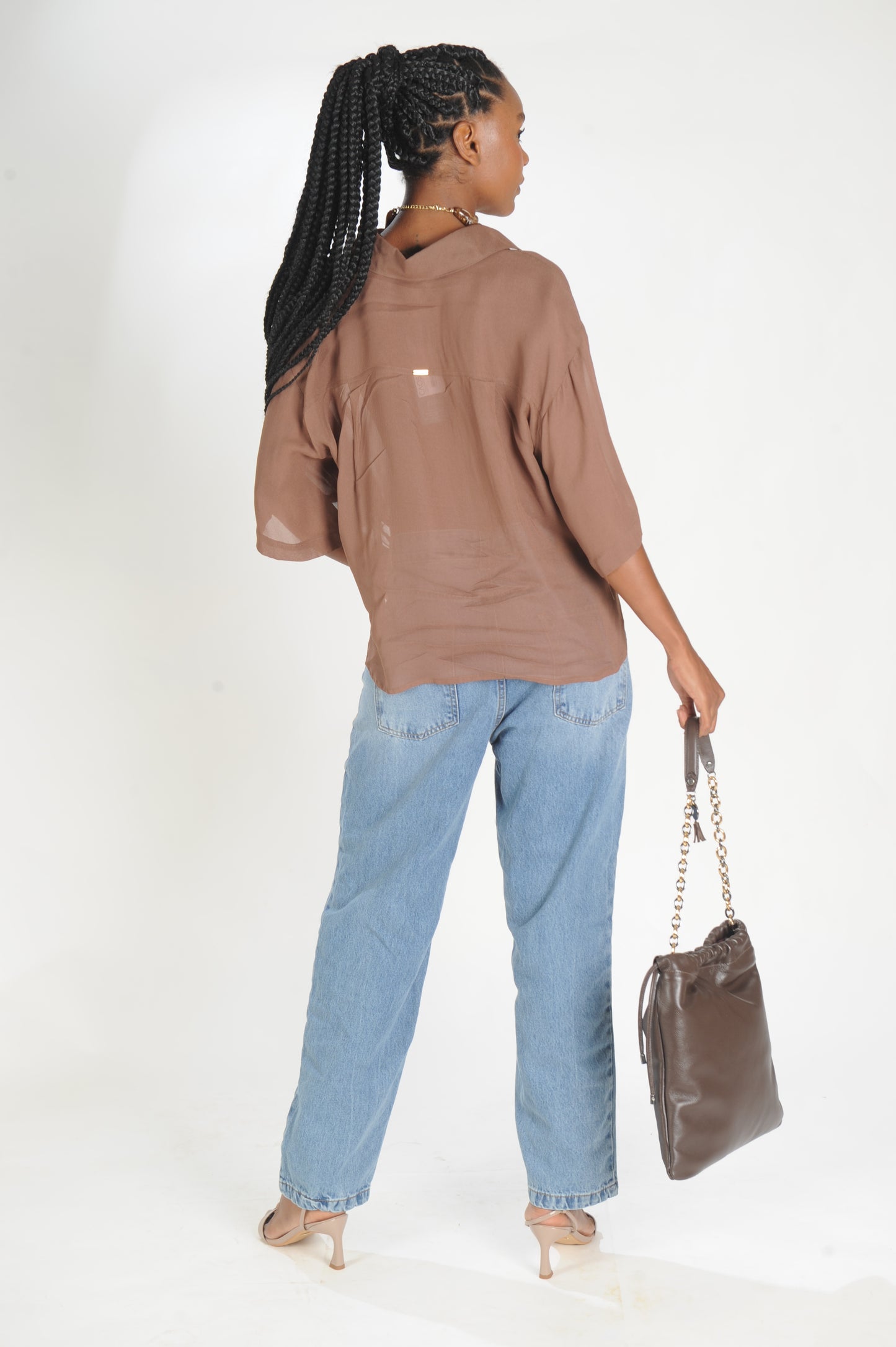 CAMISA QUADRADA UM BOLSO CAOS