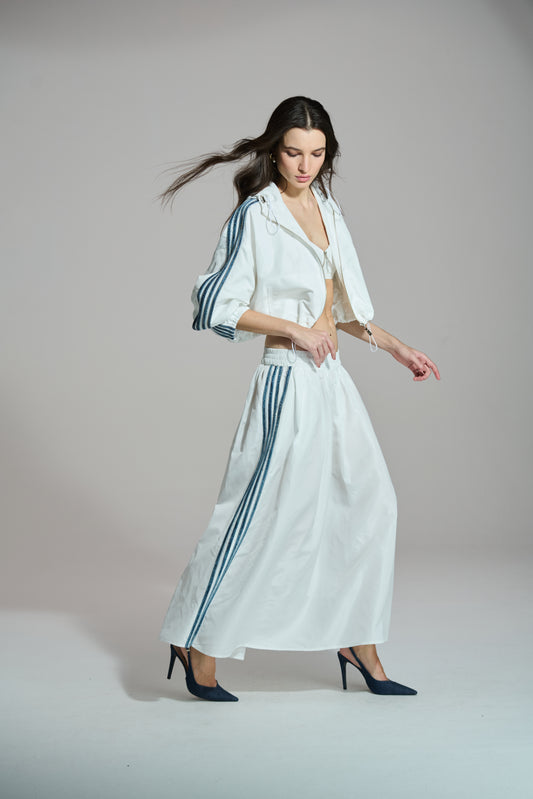 JAQUETA DE NYLON ATHLEISURE LISTRAS CAOS