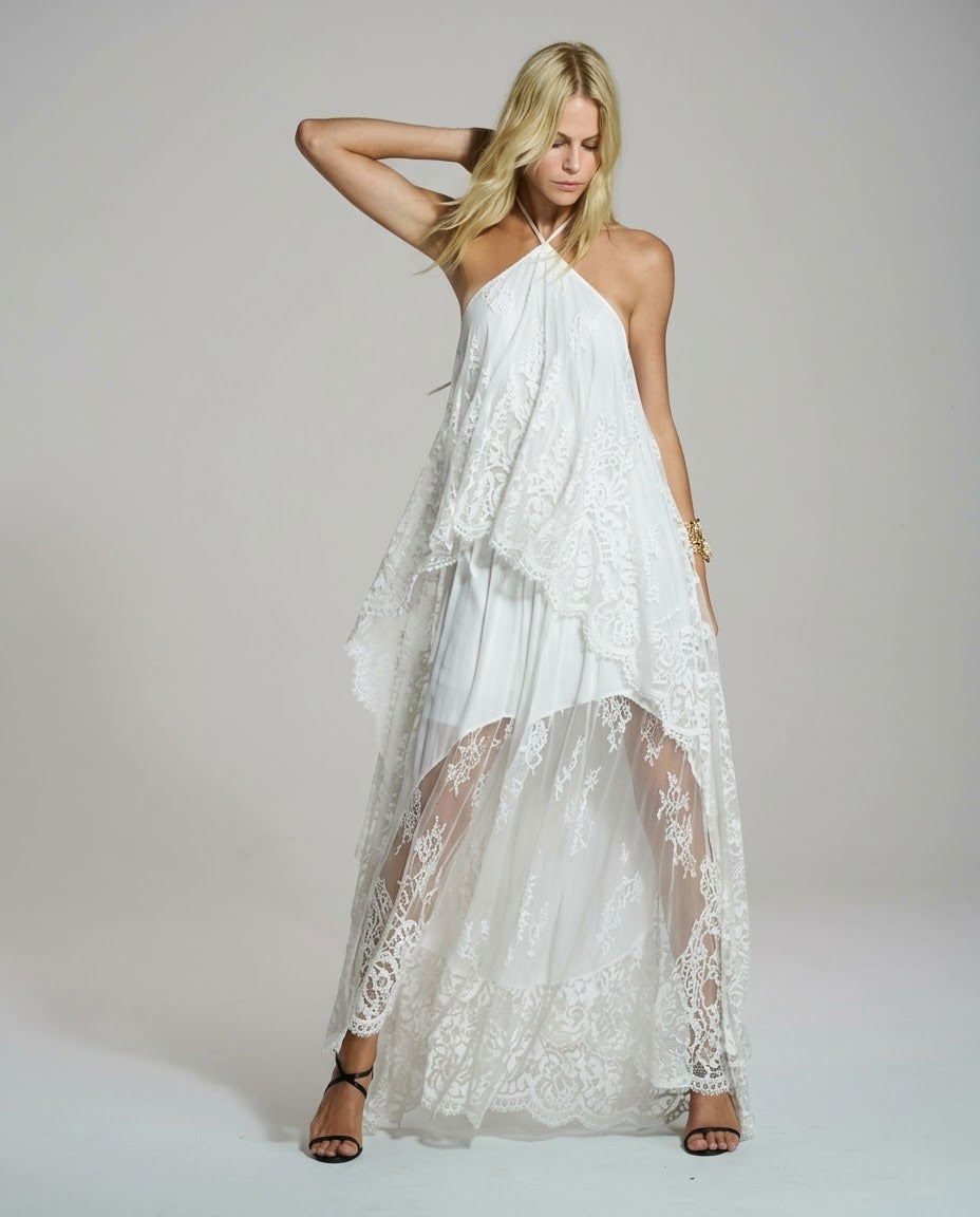 VESTIDO DE RENDA SOBREPOSIÇÃO CAOS