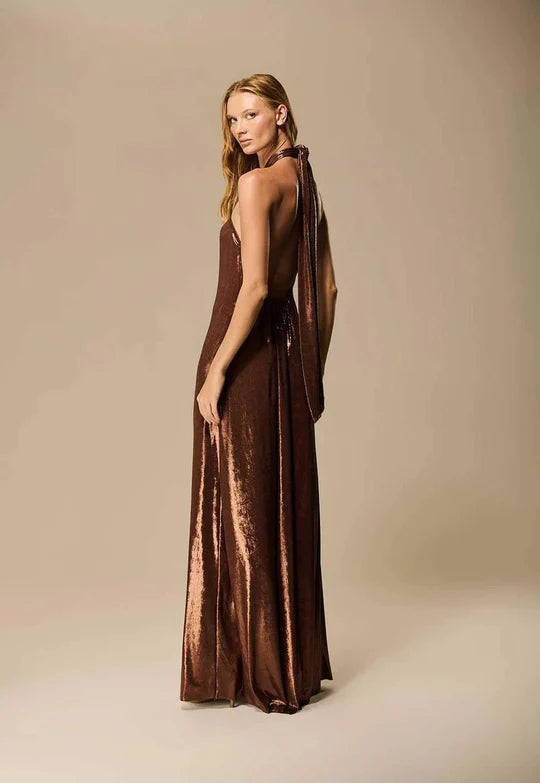 VESTIDO LONGO COM DETALHE DE METAL CAOS