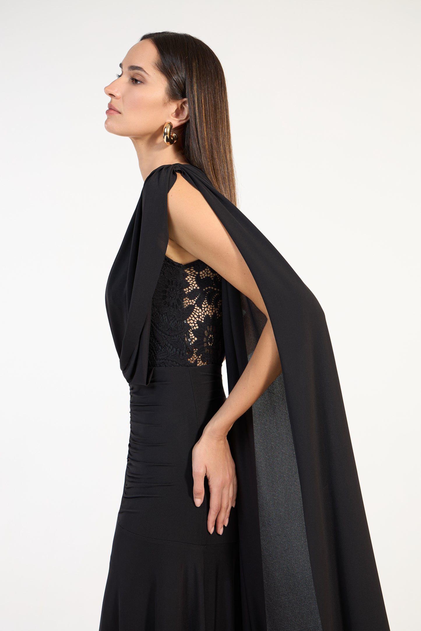 VESTIDO DRAPEADO DETALHE RENDA SKAZI