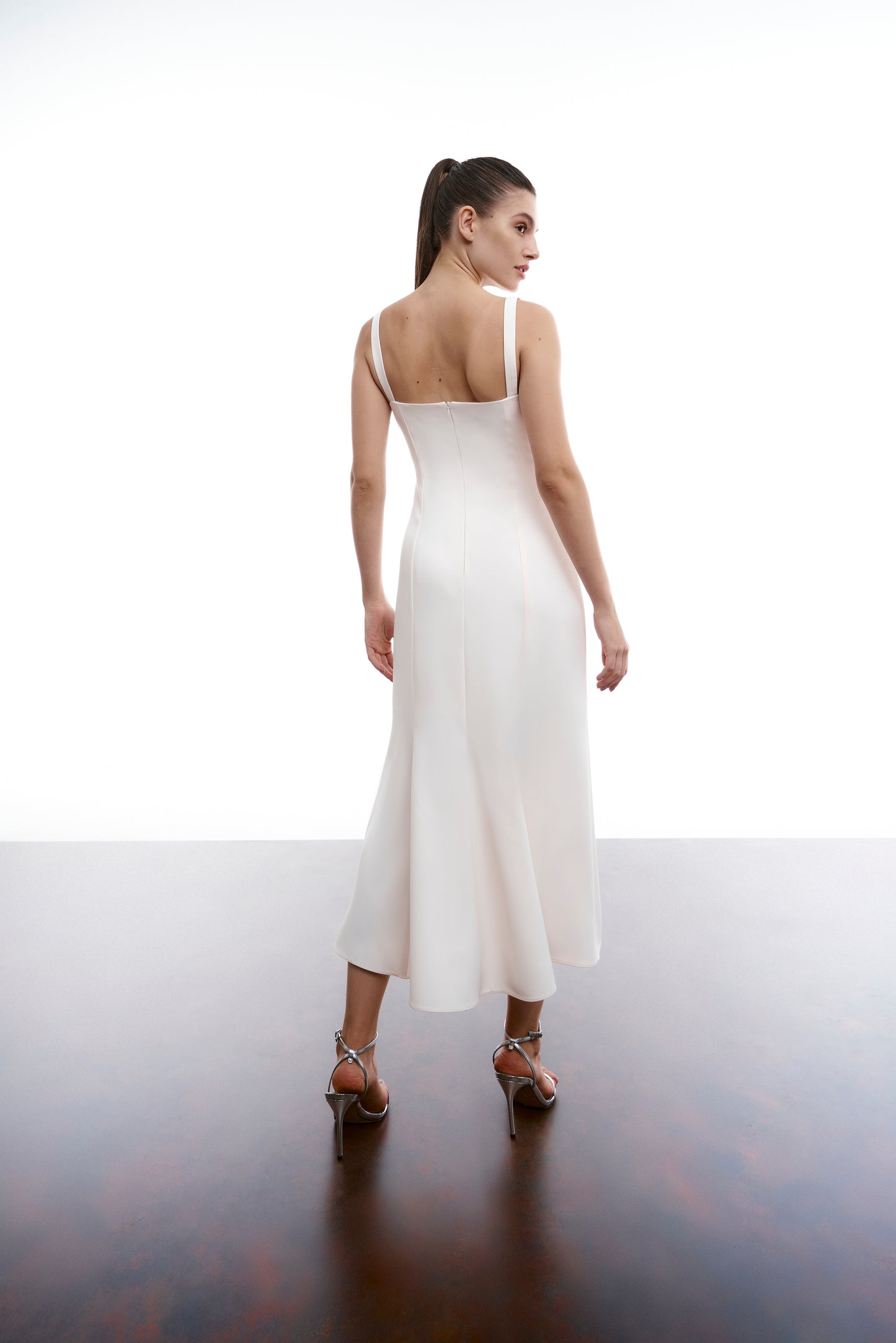 VESTIDO MIDI NESGAS TUFI DUEK