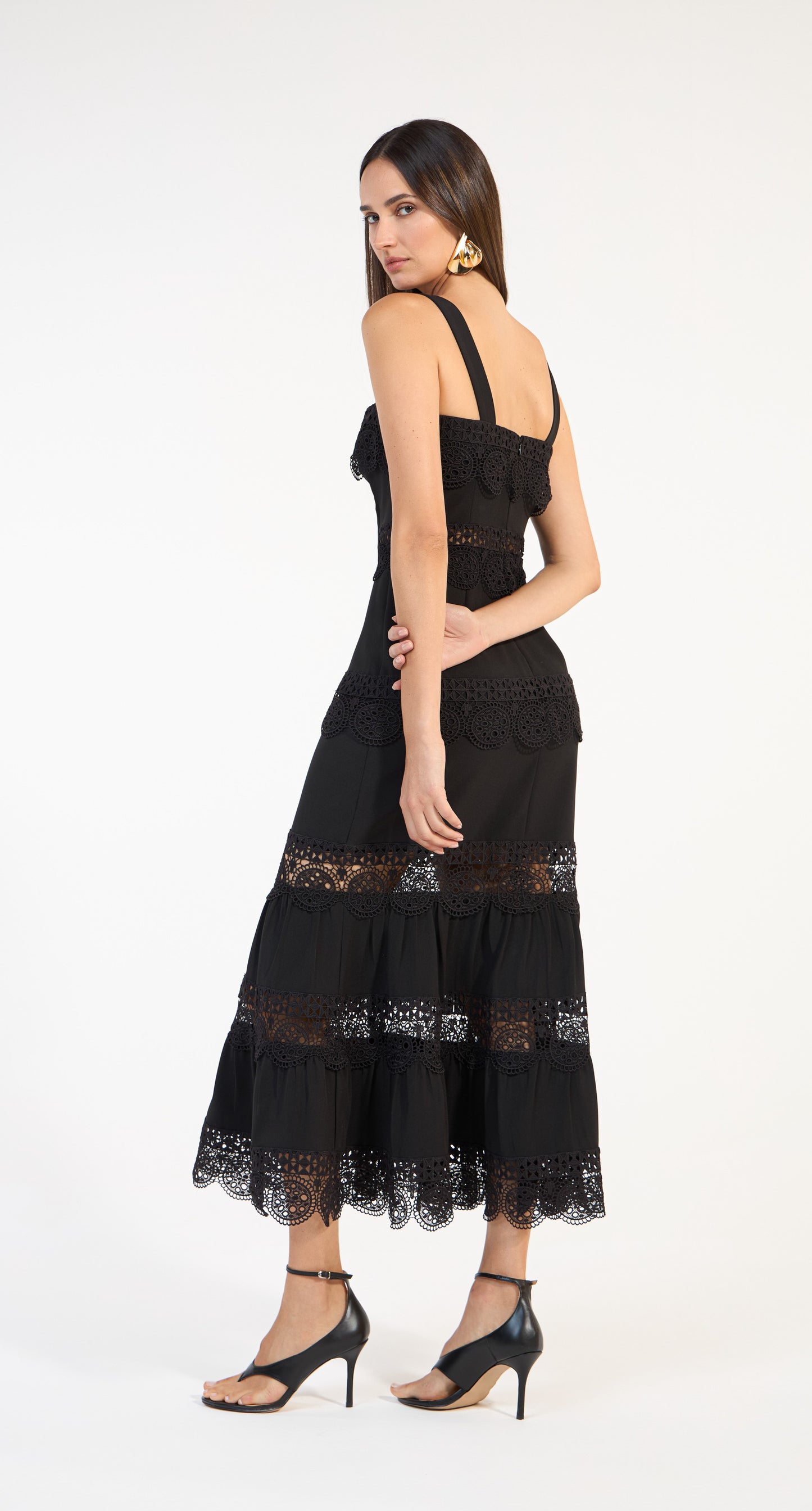 VESTIDO CREPE ENTREMEIOS SKAZI