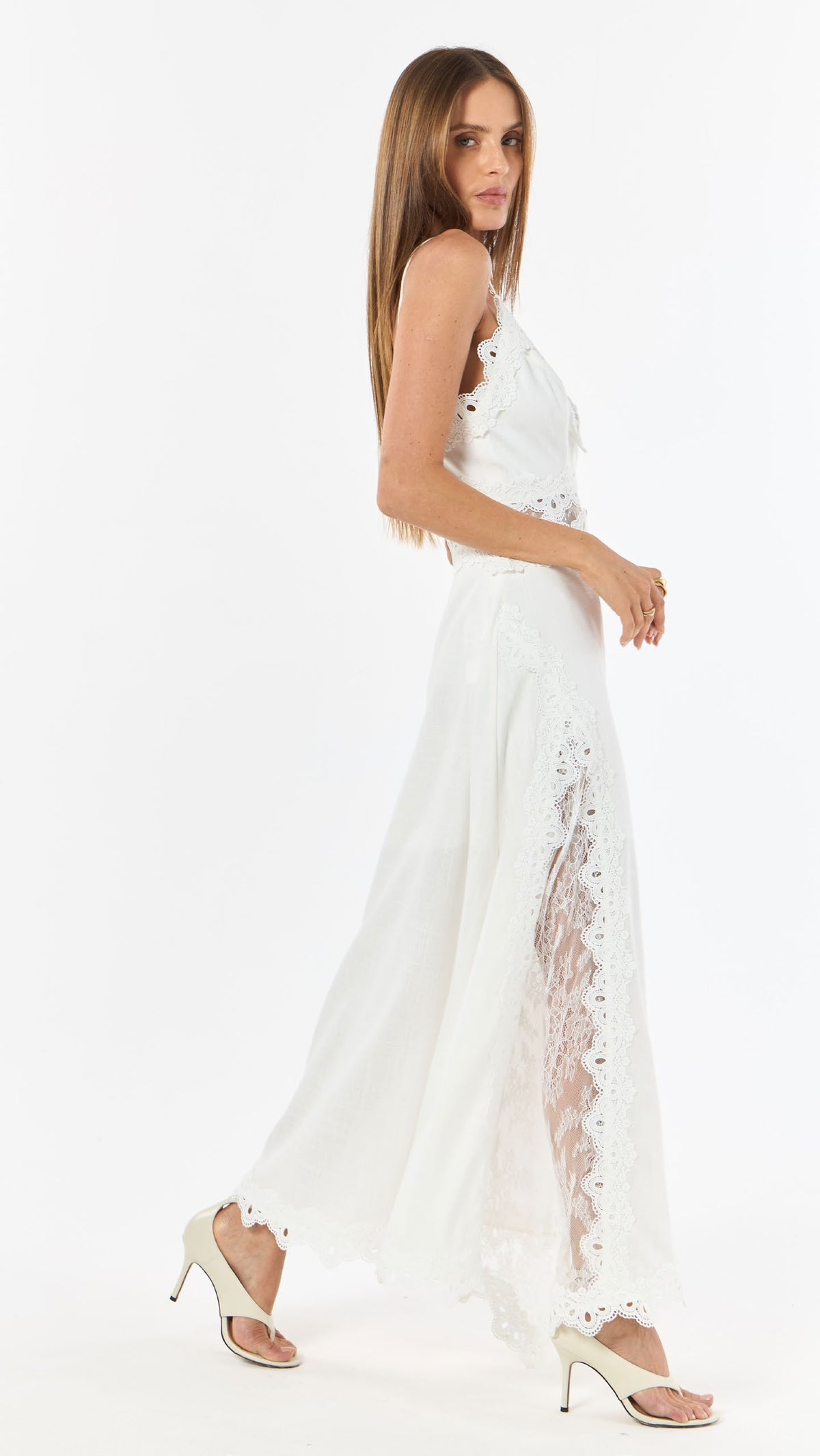 VESTIDO MIDI DET RENDA SKAZI