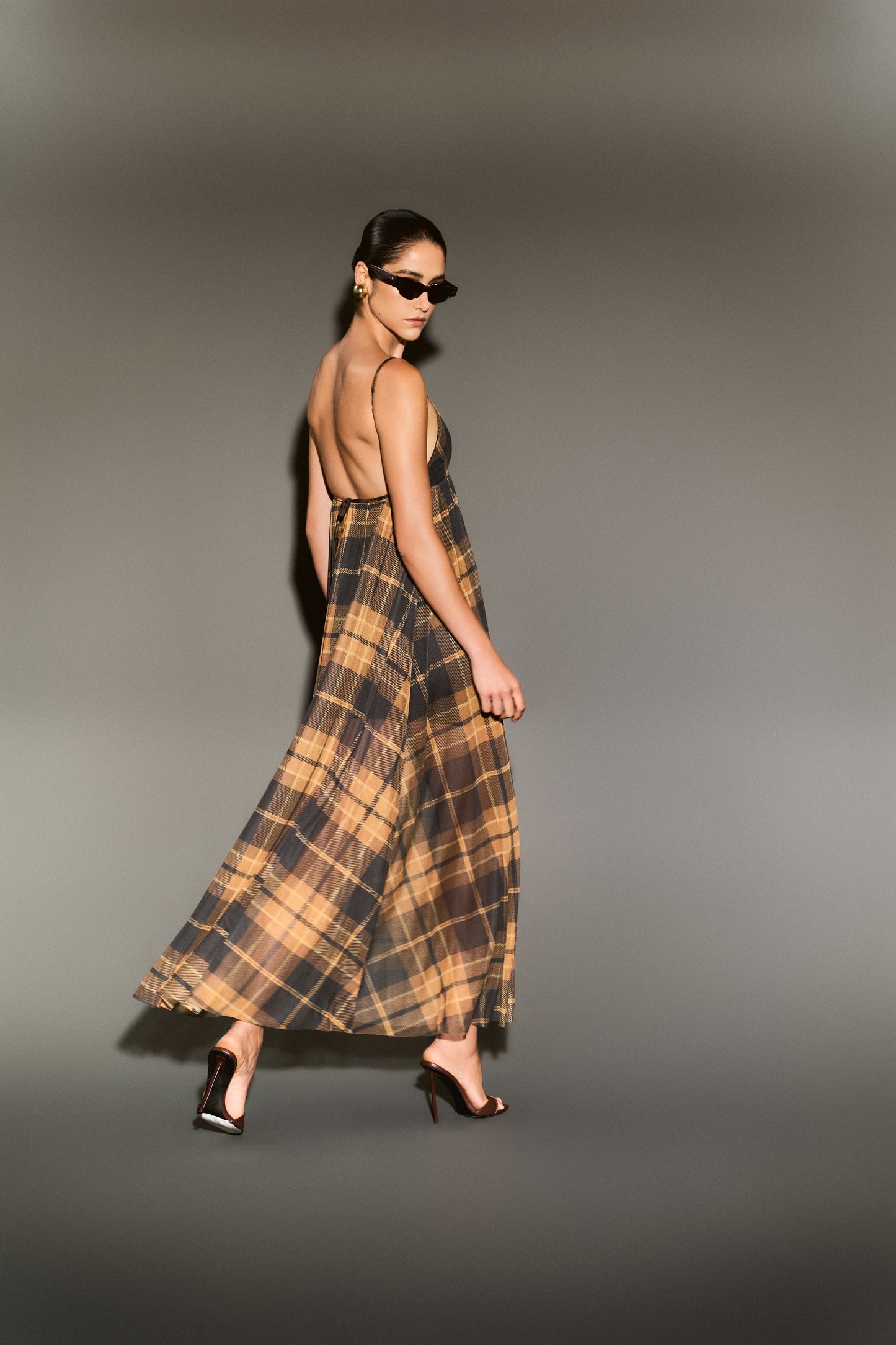 VESTIDO DRAPEADO EM TULE KOHDE