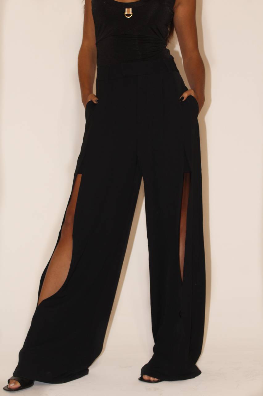 CALÇA MAXI PANTALONA C/ FENDA SHORT KOHDE