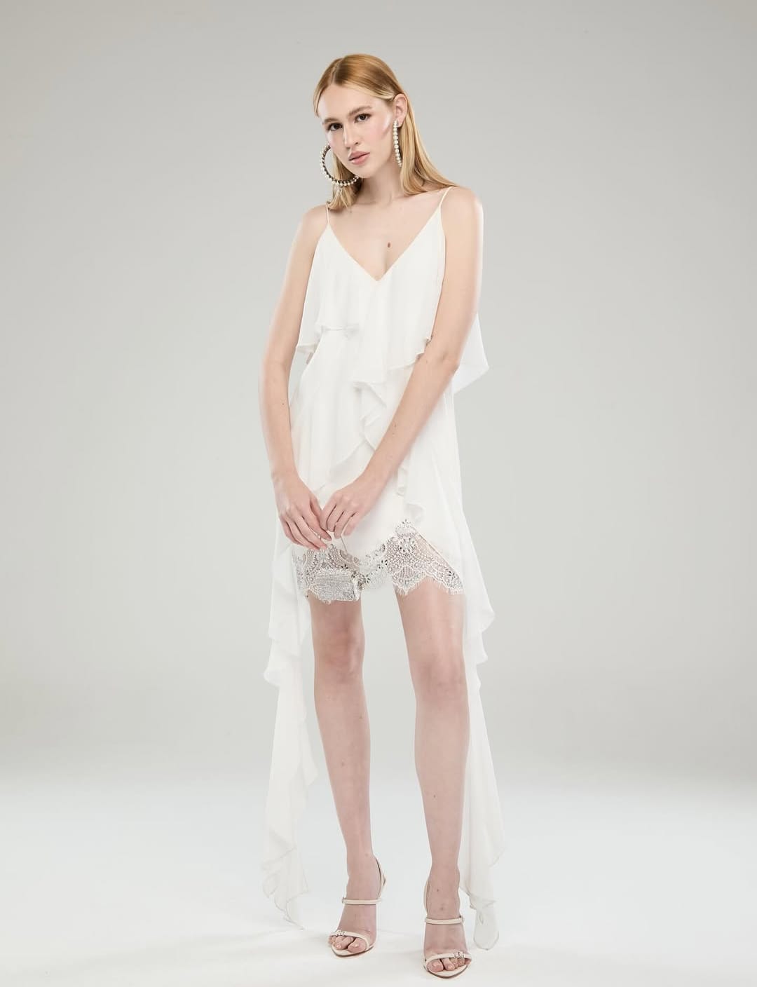 VESTIDO CURTO BABADO TRANSFER CAOS