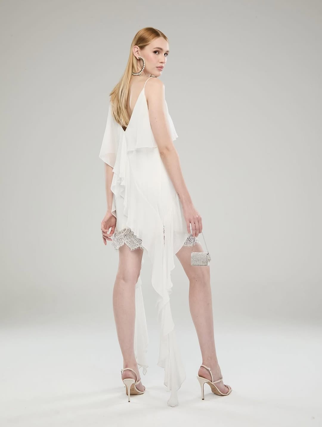 VESTIDO CURTO BABADO TRANSFER CAOS
